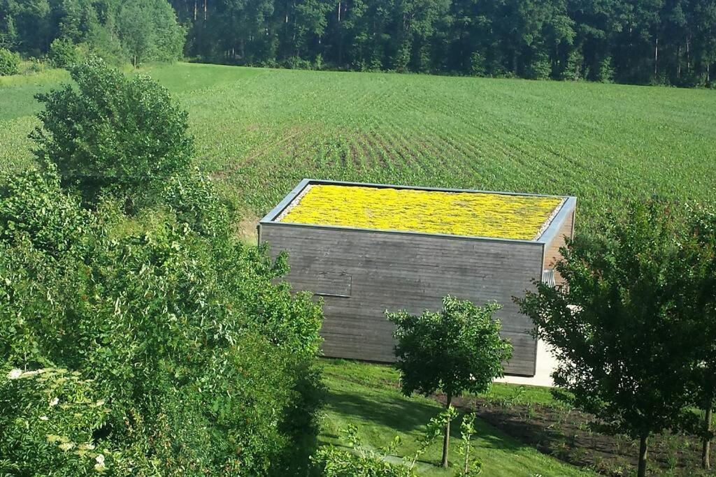 Sfeervol Chalet Midden In De Natuur Halle Buitenkant foto
