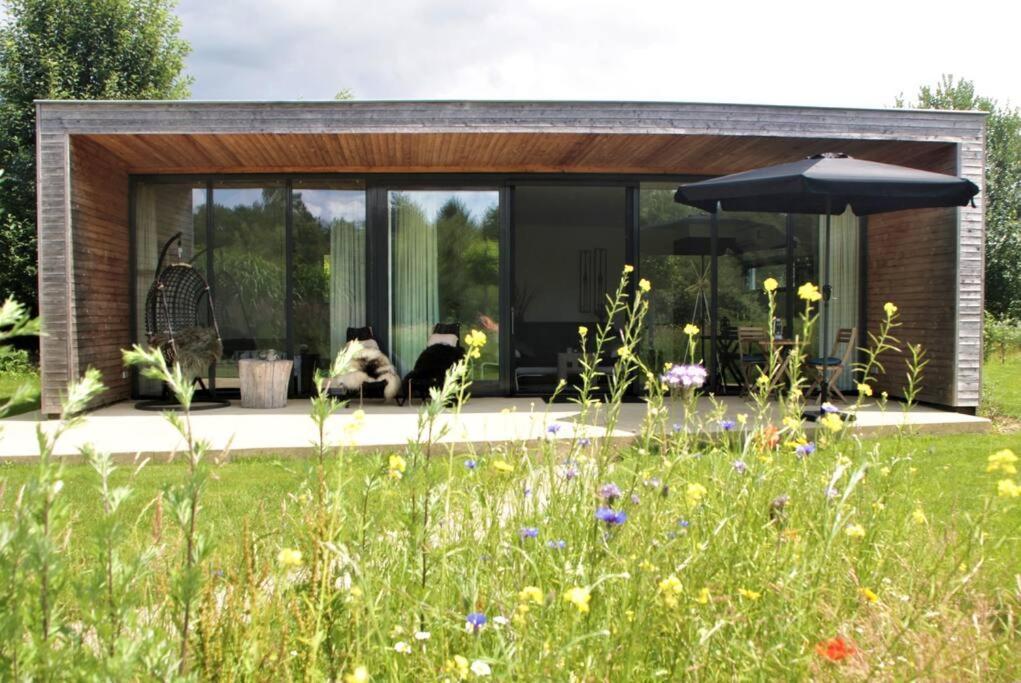 Sfeervol Chalet Midden In De Natuur Halle Buitenkant foto