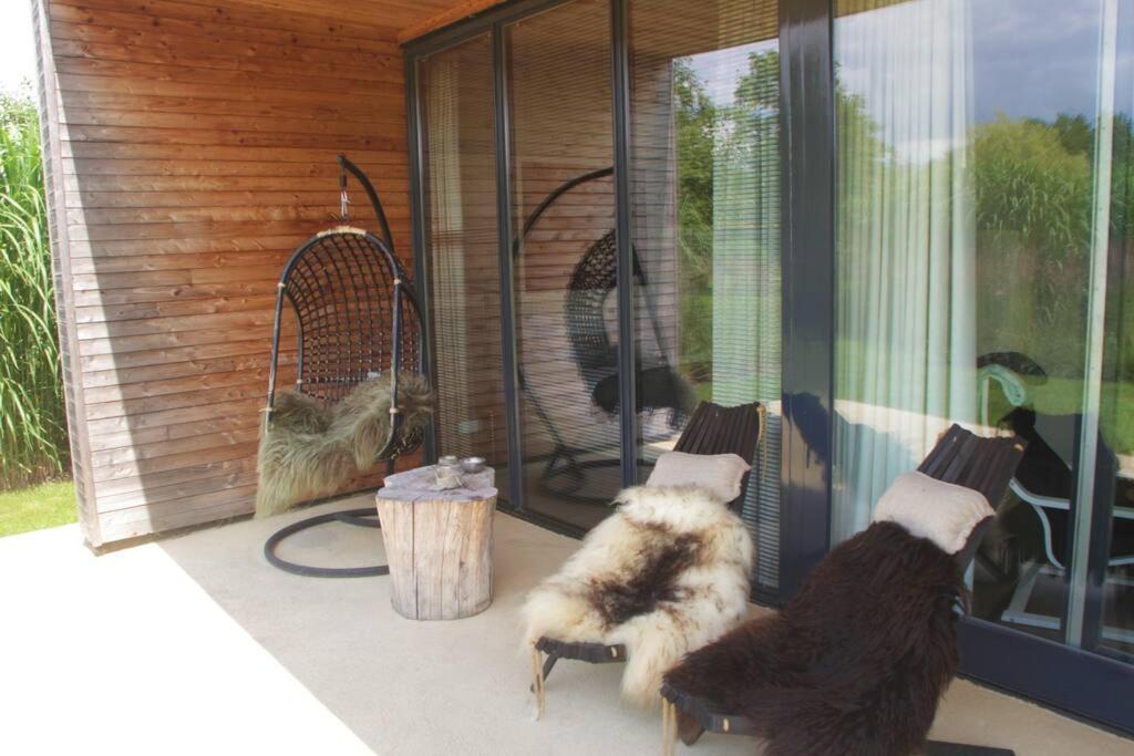 Sfeervol Chalet Midden In De Natuur Halle Buitenkant foto